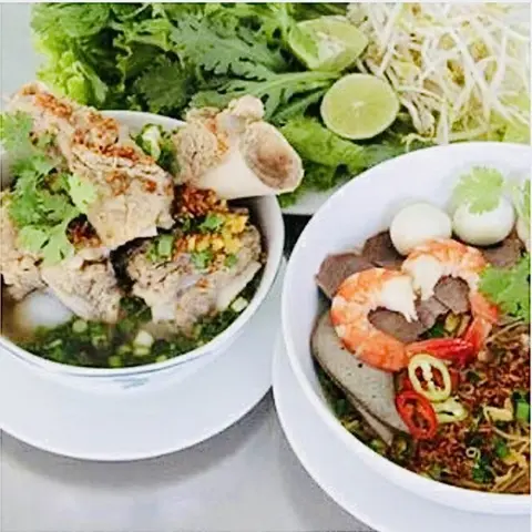 Hình ảnh Mì Tươi Xí Quách - Nước