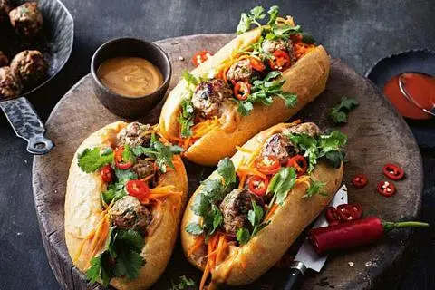 Hình ảnh Bánh mì đặc biệt