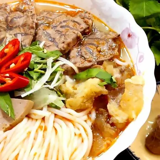 Hình ảnh Bún bò nạm