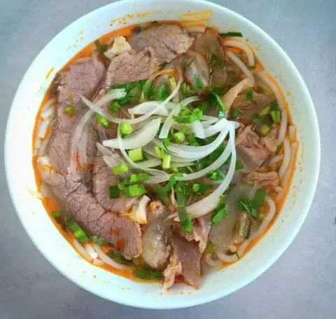 Hình ảnh Bún bò nạm