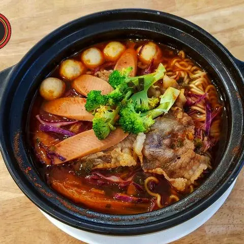 Hình ảnh Mì Kim Chi Bò Mỹ