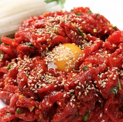 Hình ảnh Sashimi bò kiểu hàn - wagyu yukhoe
