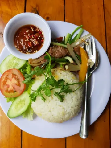 Hình ảnh Cơm trắng bò xào
