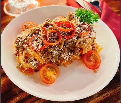 Hình ảnh Mì Ý sốt cà chua bò bằm (vị phô mai)