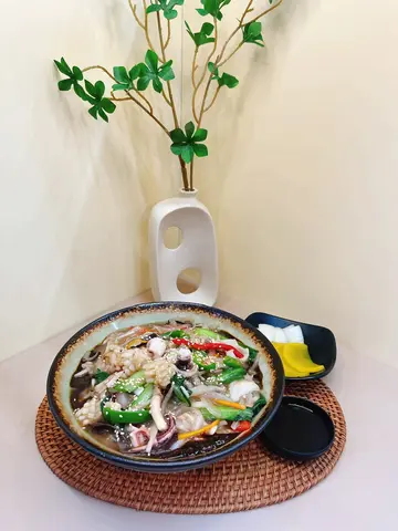 Hình ảnh Mỳ tương đen hải sản