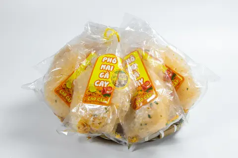 Hình ảnh Bánh tráng phô mai gà cay thương hiệu