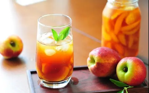 Hình ảnh Trà táo thạch nhà làm