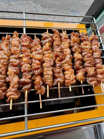 Hình ảnh Combo 5 xiên nướng rắc muối cay
