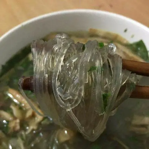 Hình ảnh Miến măng gà
