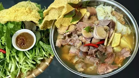 Hình ảnh Lẩu bê thập cẩm