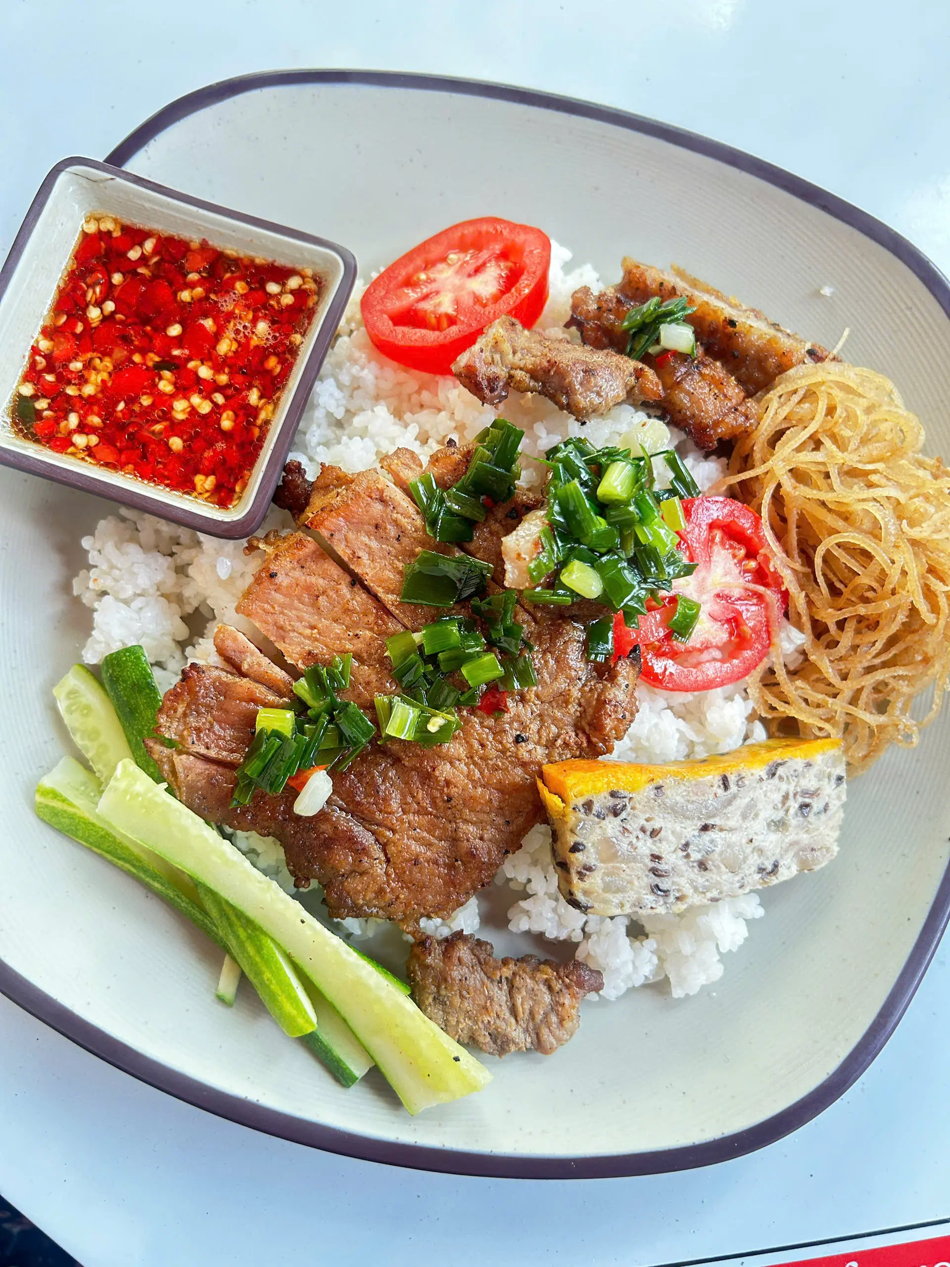 Hình ảnh Cơm tấm sườn + canh