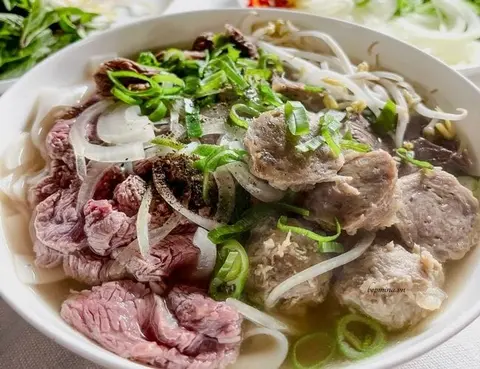 Hình ảnh Phở tái bắp