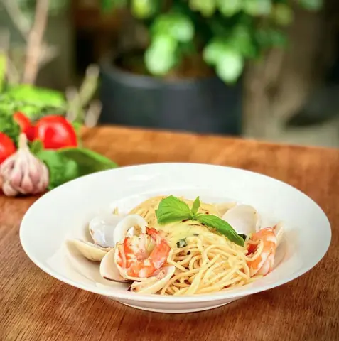 Hình ảnh Mì Ý hải sản sốt kem