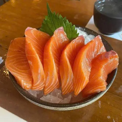 Hình ảnh Sashimi cá hồi