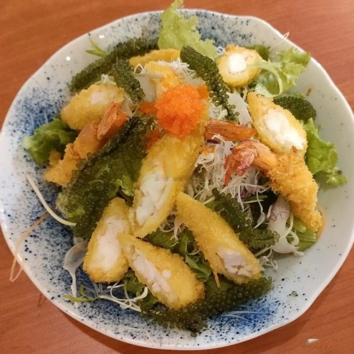 Hình ảnh Salad Tôm Chiên Giòn