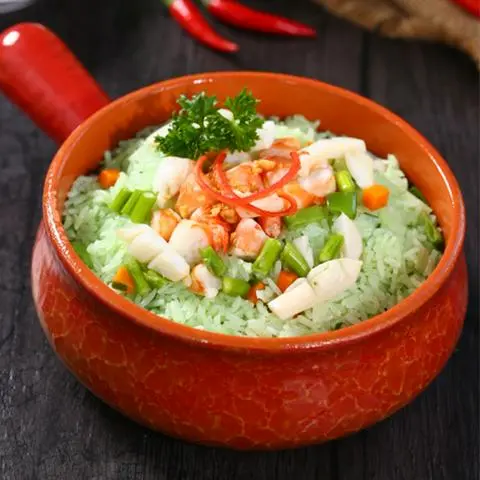 Hình ảnh Cơm Chiên Hải Sản Rau Xanh
