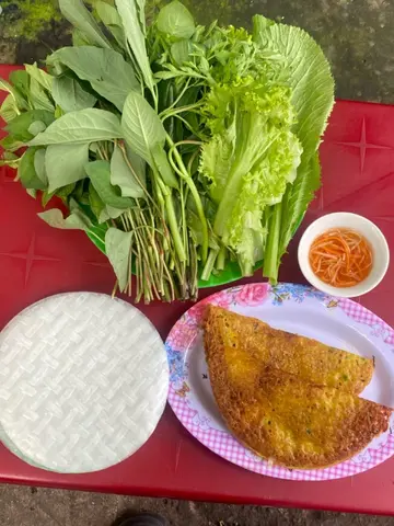 Hình ảnh Bánh xèo lớn tôm thịt