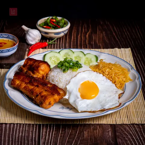 Hình ảnh Cơm Tấm Ba Rọi Bì Trứng