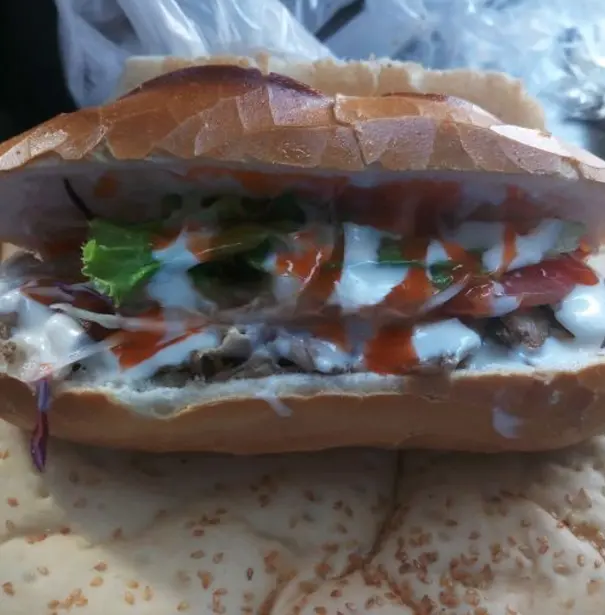 Hình ảnh Bánh mì dài đặc biệt
