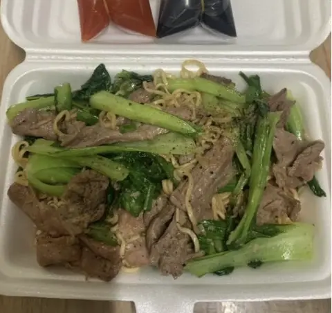 Hình ảnh Mì xào bò