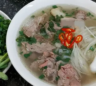 Hình ảnh Phở tái nạm gân bò viên