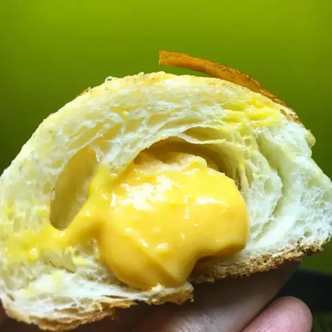 Hình ảnh Cua nhí sốt trứng muối