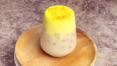Hình ảnh Trà sữa kem trứng nướng