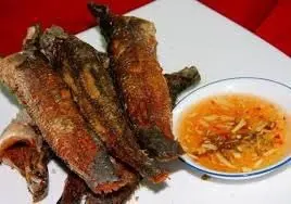 Hình ảnh Cơm cá lóc chiên sả