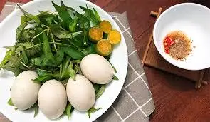 Hình ảnh Hột vịt lộn luộc (2 trứng)