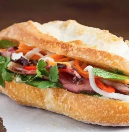 Hình ảnh Bánh mì thập cẩm