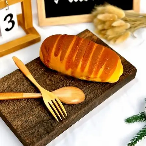 Hình ảnh Bánh mì nhân cade