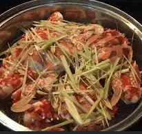 Hình ảnh Càng ghẹ xào bơ bắp