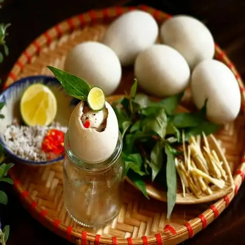 Hình ảnh Hột vịt lộn