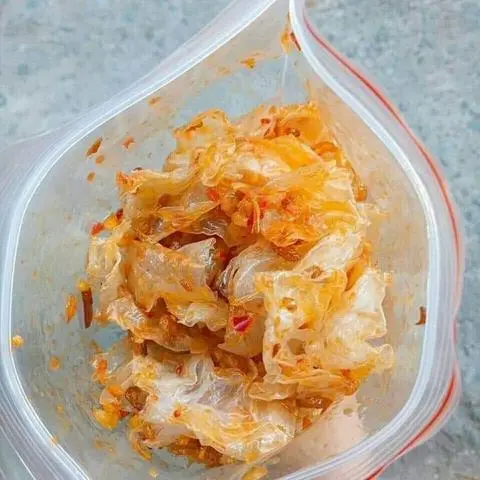 Hình ảnh Bánh tráng phơi sương muối nhuyễn
