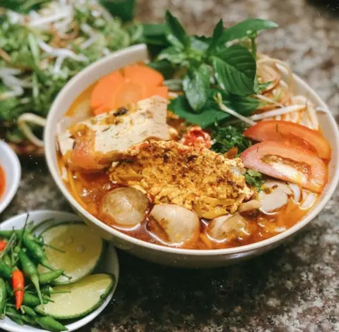 Hình ảnh Bún riêu chay