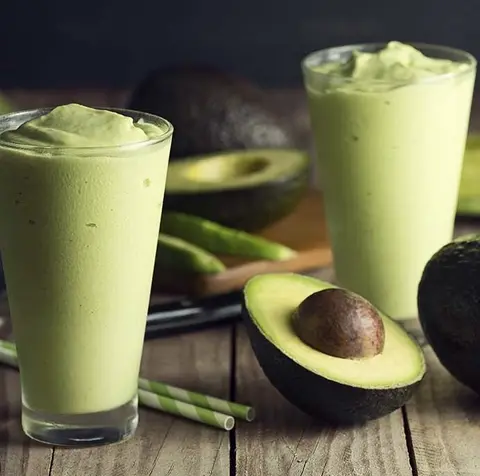 Hình ảnh Sinh tố bơ ly to 700ml
