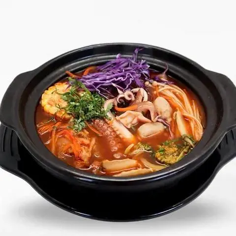 Hình ảnh Mì kim chi bạch tuộc