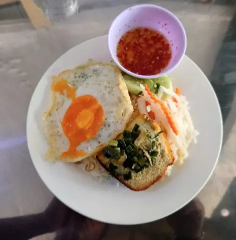 Hình ảnh Cơm chả ốp la