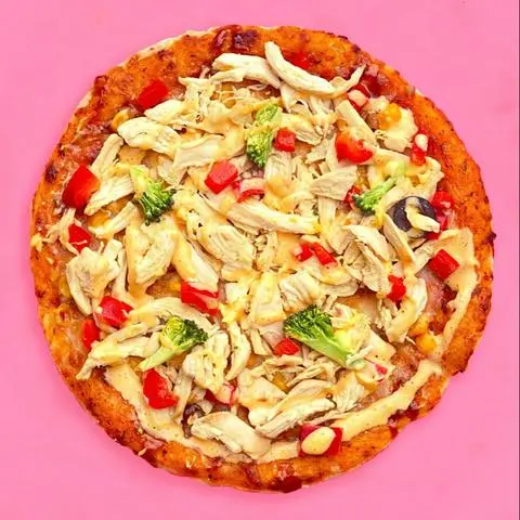 Hình ảnh Pizza gà trứng muối phô mai