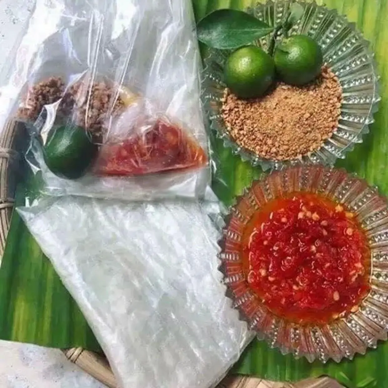 Hình ảnh Bánh Tráng Muối Sặc