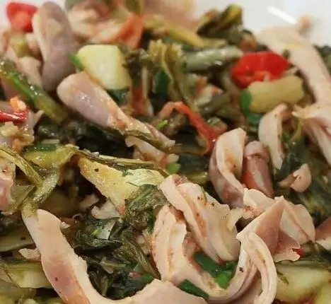 Hình ảnh Bao tử heo xào cải chua