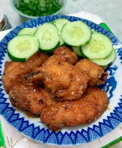 Hình ảnh Cánh Gà Chiên Nước Mắm
