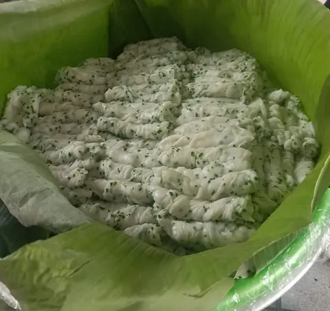Hình ảnh Bánh ướt lá hẹ 1kg