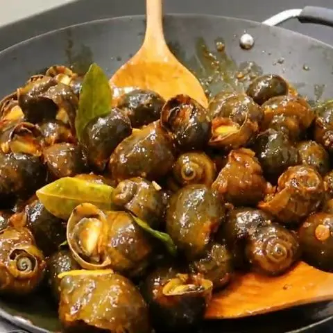 Hình ảnh Ốc lác sốt bơ tỏi