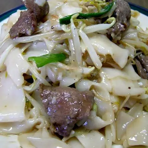 Hình ảnh Hủ tiếu xào heo