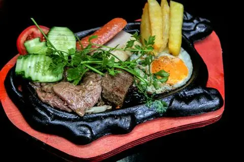 Hình ảnh Bò bít tết