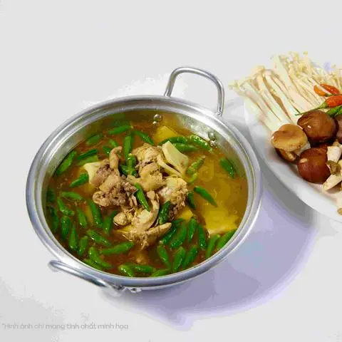 Hình ảnh Lẩu gà ớt hiểm xanh