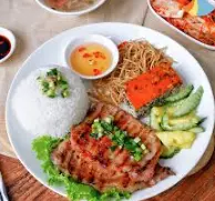 Hình ảnh Cơm tấm sườn bì chả