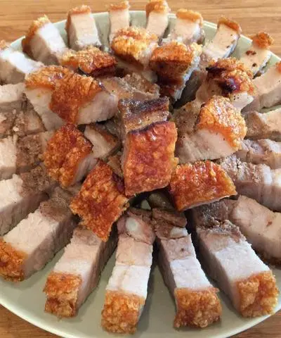Hình ảnh Cơm thịt heo quay