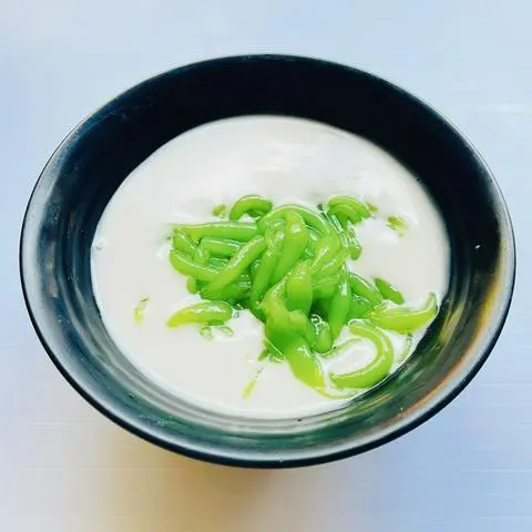 Hình ảnh Tàu hũ lá dứa bánh lọt - lạnh
